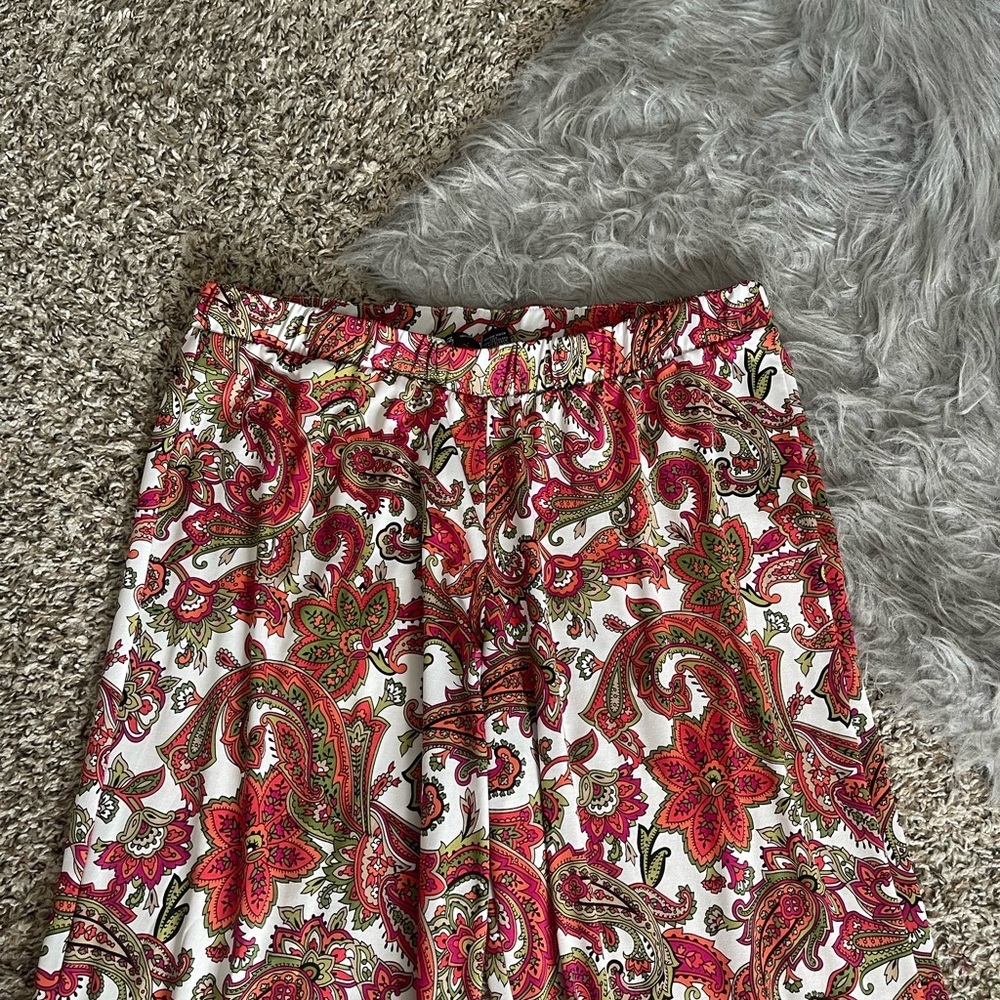 New Directions Colorful Paisley Wide-Leg Pants - Picture 4 of 10